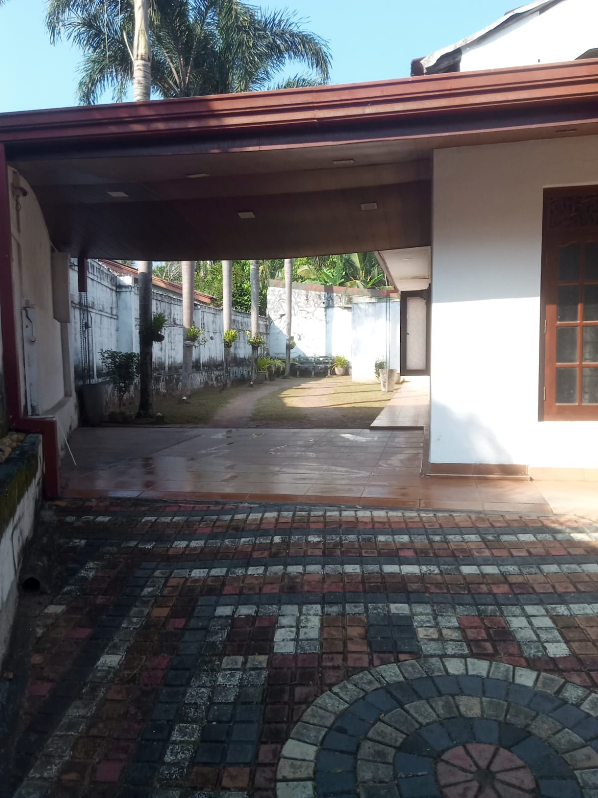 අගනා සම්පූර්ණ නිවසක් සමඟ කර්මාන්ත ශාලාවක්විකිණීමට💫